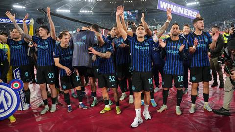 Musim Perdana, Cristian Chivu Langsung Berikan 2 Gelar untuk Inter Milan: Sukses yang Tidak Boleh Dianggap Remeh